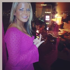 Meet your Posher, Whitney